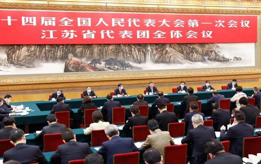 習(xí)近平在參加江蘇代表團審議時強調(diào) 牢牢把握高質(zhì)...