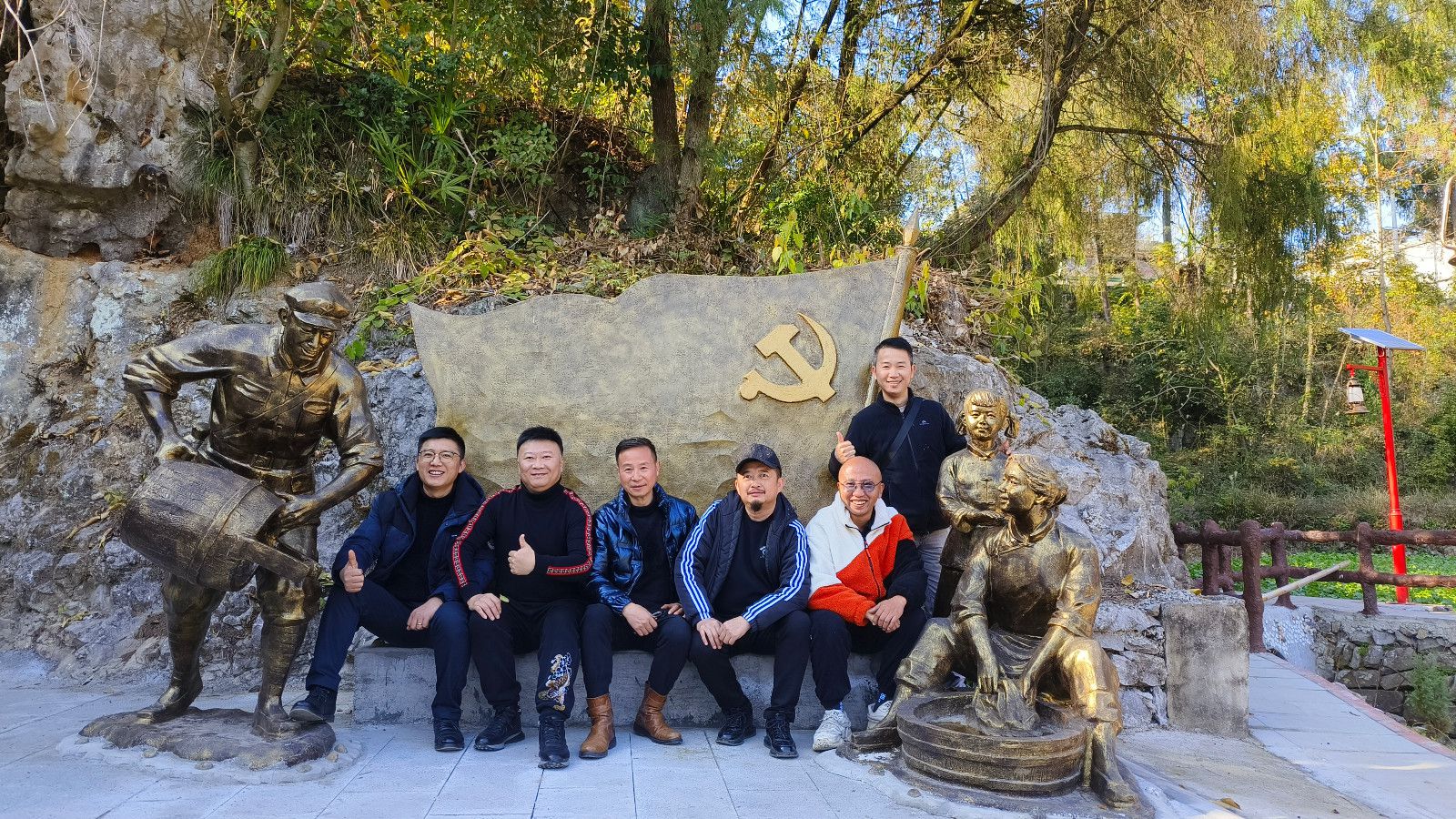 黔劇院黨委深化“雙聯(lián)雙促”工作 持續(xù)助力鄉(xiāng)村振...